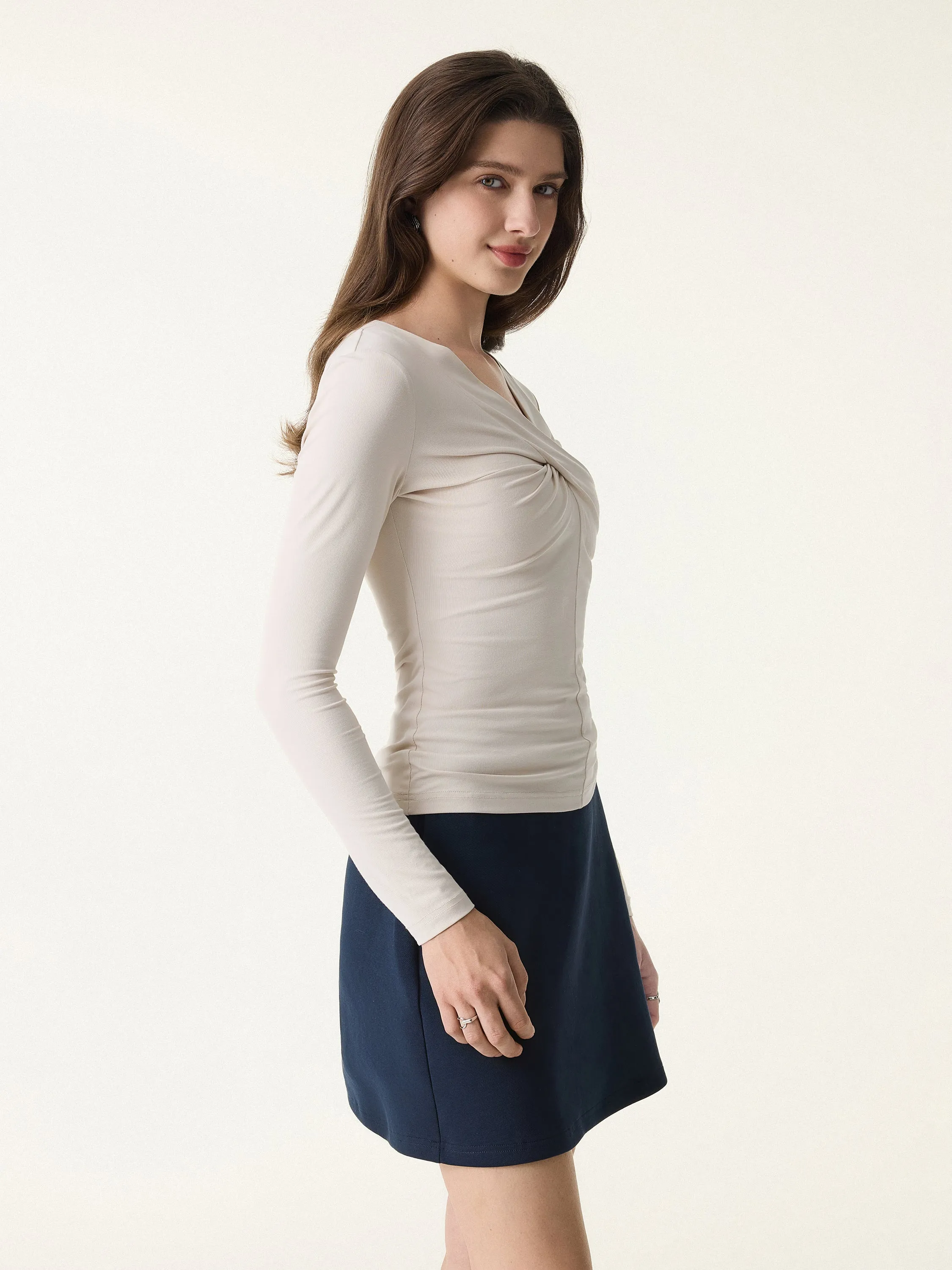 SkinKiss Twisted V-Neck Long Sleeve Top sold by OGLmove product image thumbnail 5