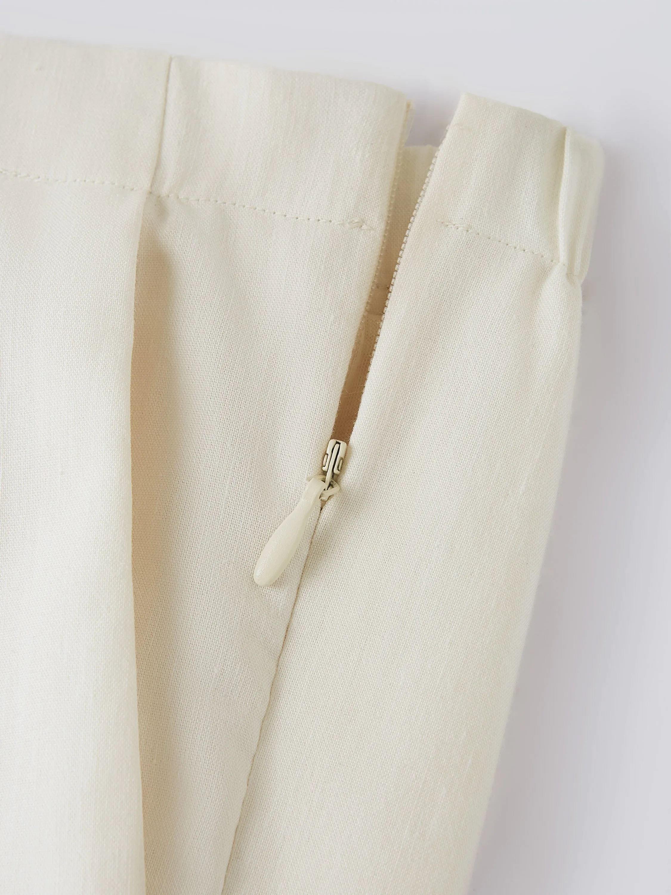 Lyocell-Linen Pintuck Wide Leg Vacay Pant sold by OGLmove product image thumbnail 3