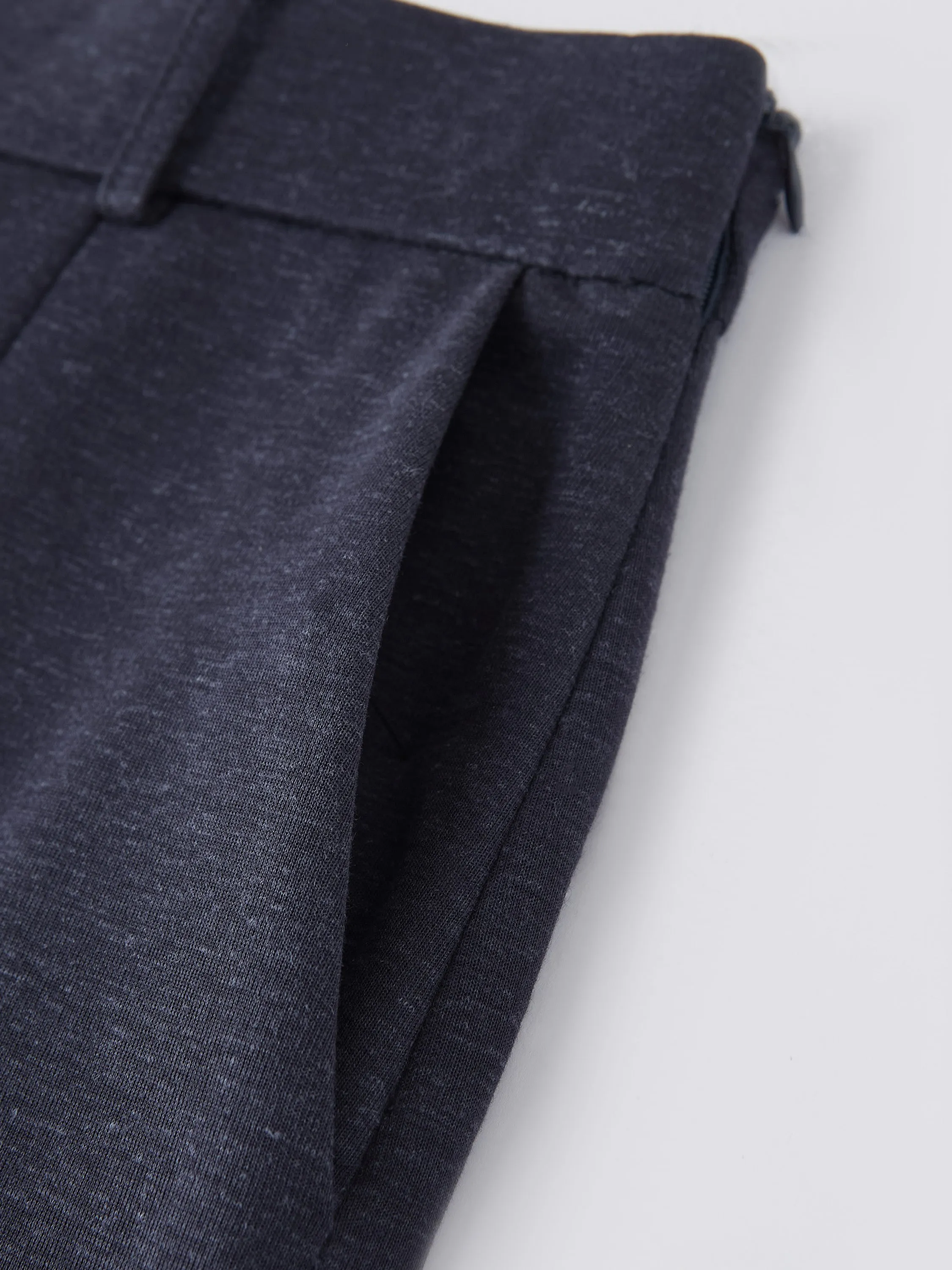Cotton-Linen Blend Tailored Shorts sold by OGLmove product image thumbnail 5