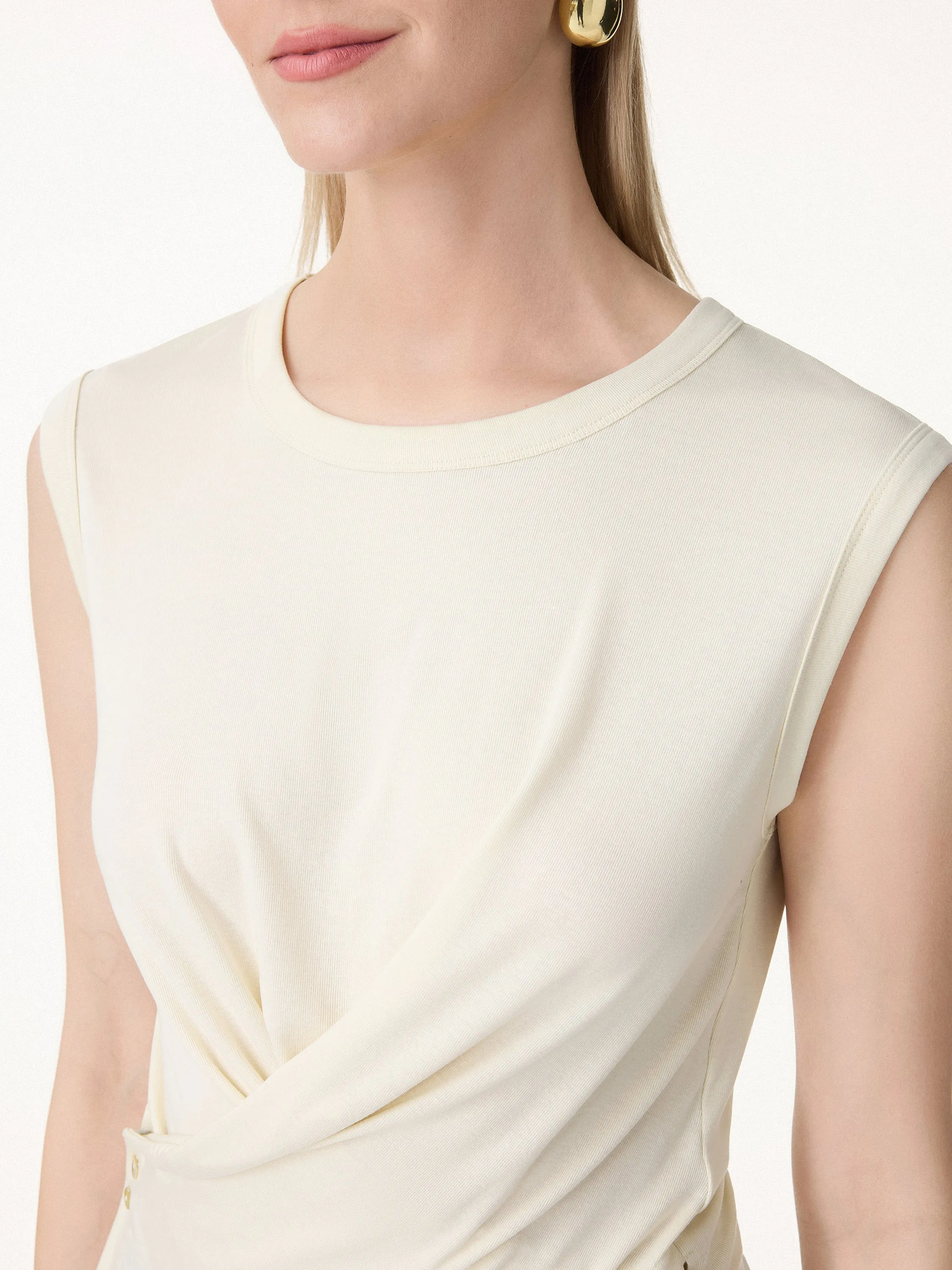Summer Airy Linen Crossover Top sold by OGLmove product image thumbnail 2