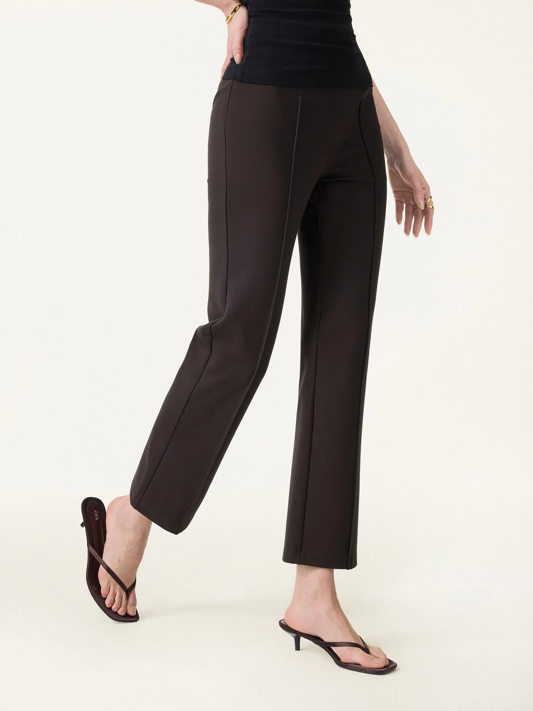 Wrinkle-Resistant High Rise Cropped Flare Leg Travel Pant sold by OGLmove