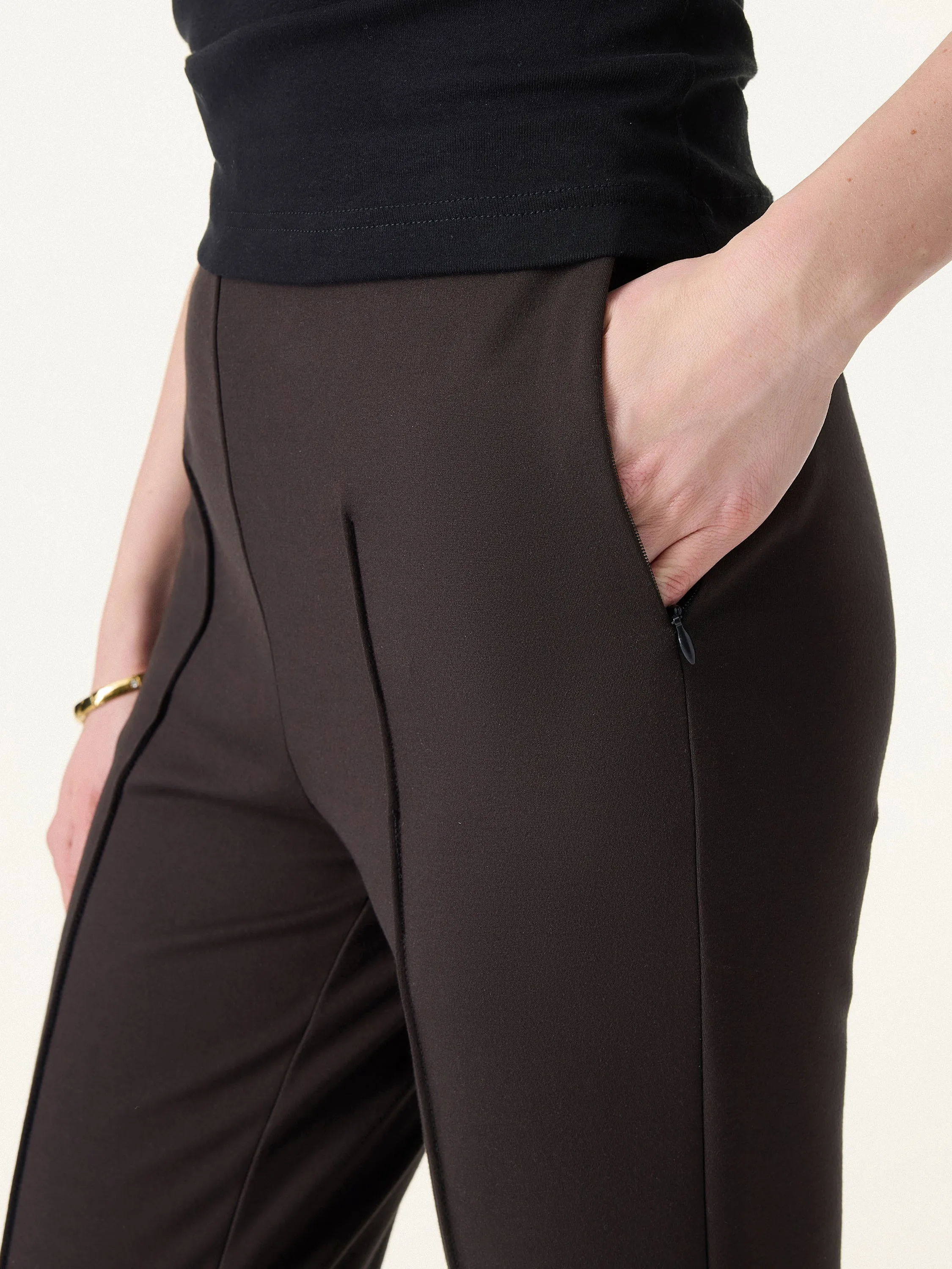 Wrinkle-Resistant High Rise Cropped Flare Leg Travel Pant sold by OGLmove product image thumbnail 5
