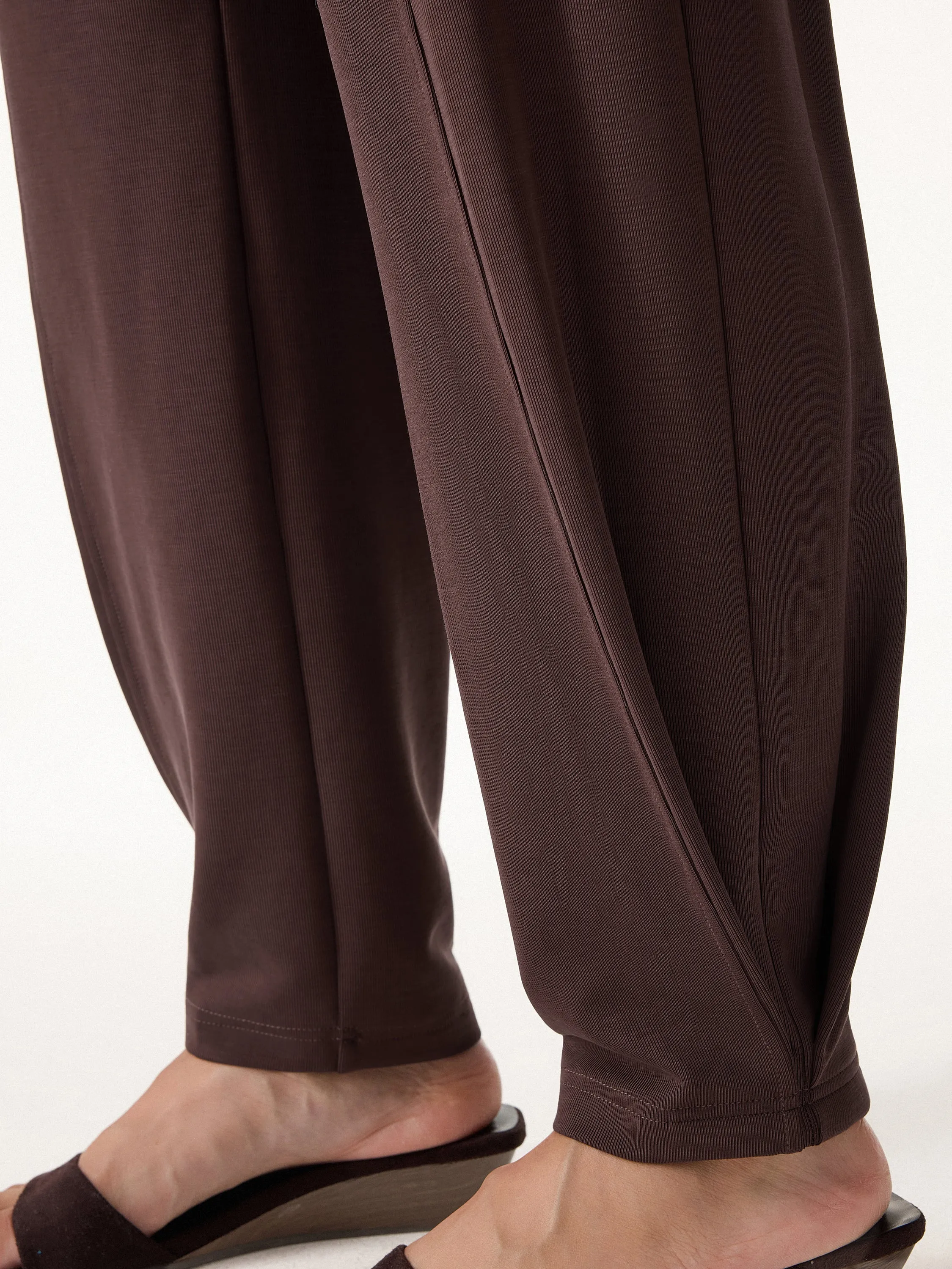 Sandwashed Mid Rise Cropped Balloon Pants sold by OGLmove product image thumbnail 3