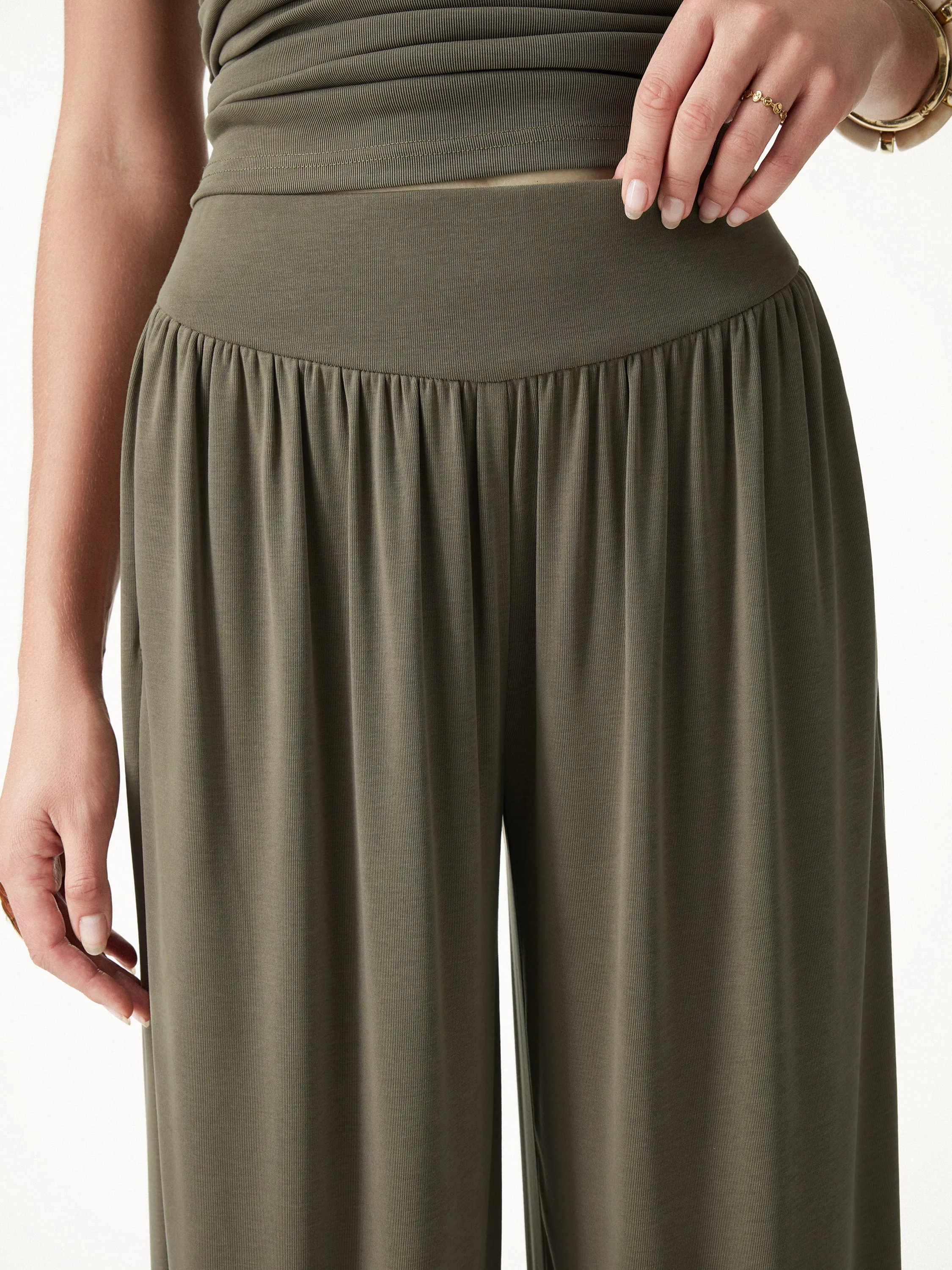 Sandwashed Modal Ultra-Soft High Rise Balloon Pants with Pockets sold by OGLmove product image thumbnail 3