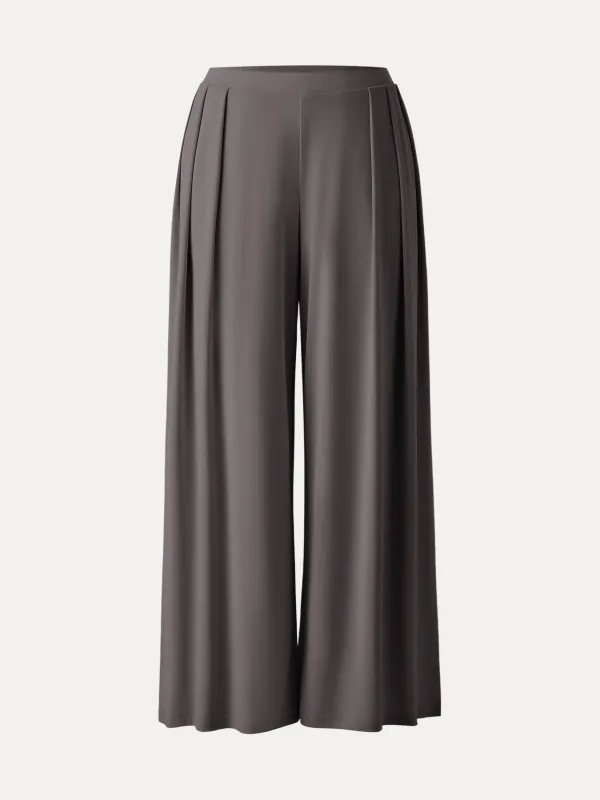 Mid Rise Pleated Wide Leg Palazzo Pants with Pockets made by OGLmove