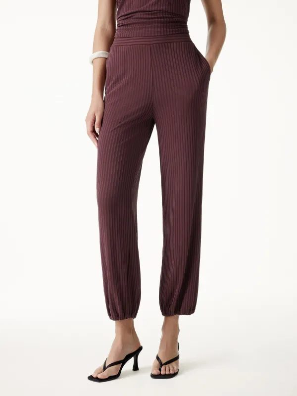 Wrinkle-Free Ultra-soft Mid-Rise Cropped Lounge Pants with Pockets made by OGLmove