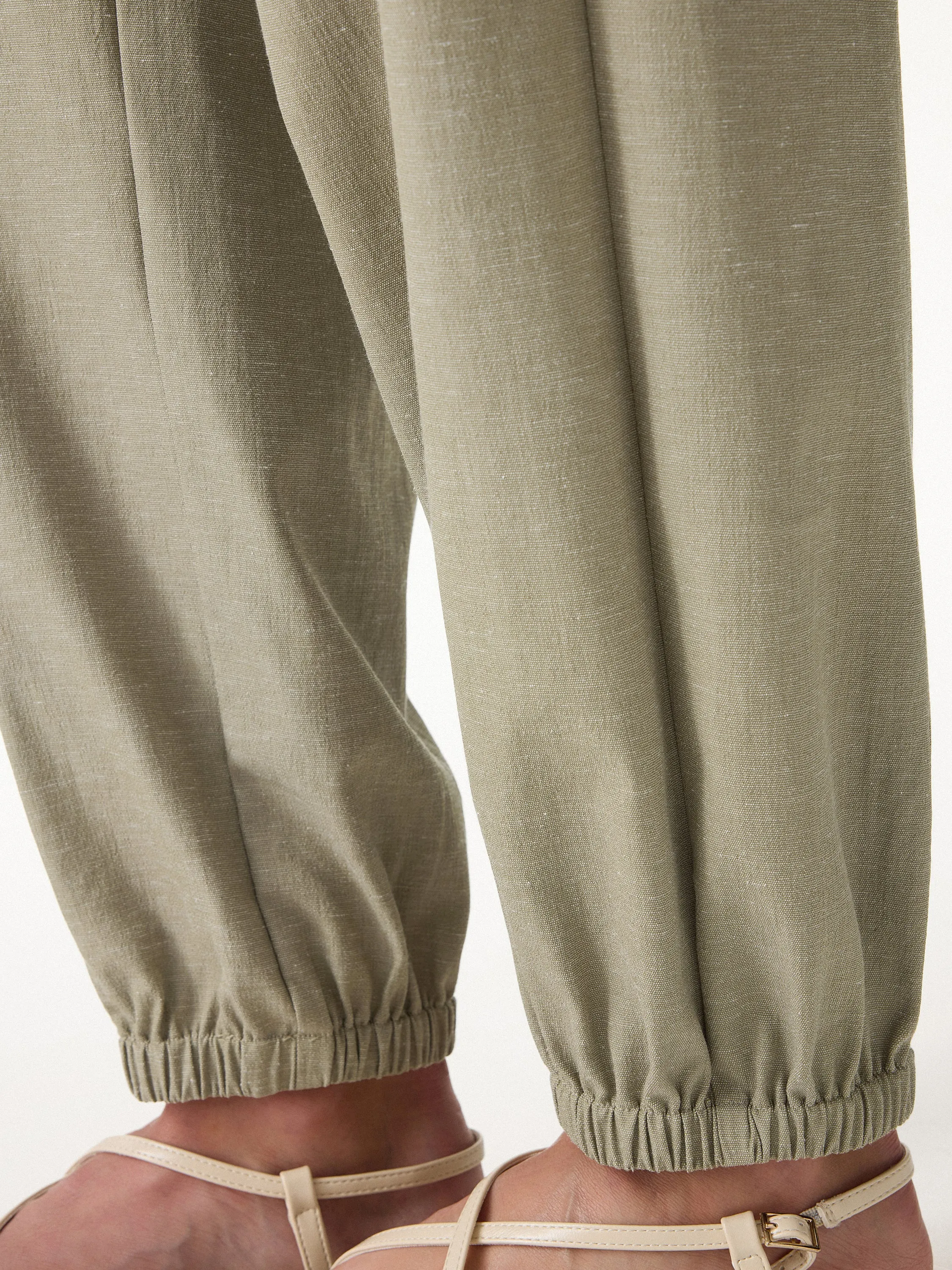 Linen-like High-Rise Balloon Jogger Pants with Pockets sold by OGLmove product image thumbnail 3