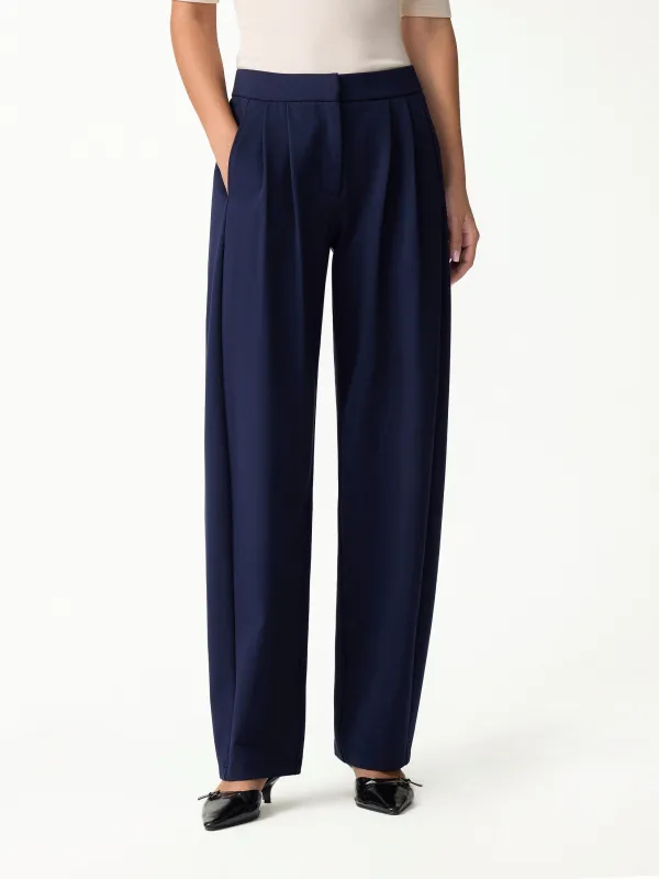 Ponte Low-Rise Ankled Barrel Pants with Pockets made by OGLmove