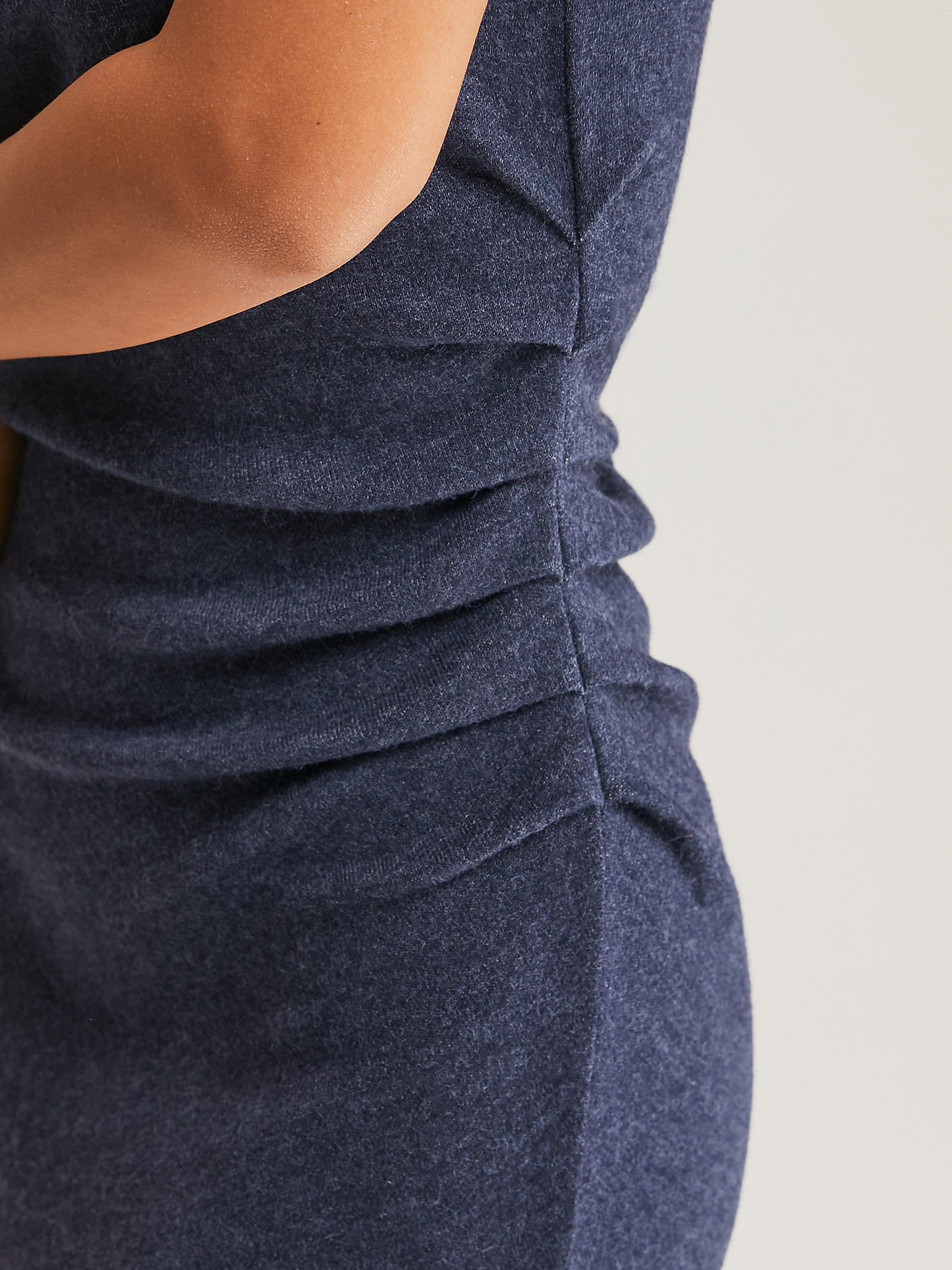 Cashsoft Mockneck Sleeveless Midi Dress sold by ogl move product image thumbnail 4