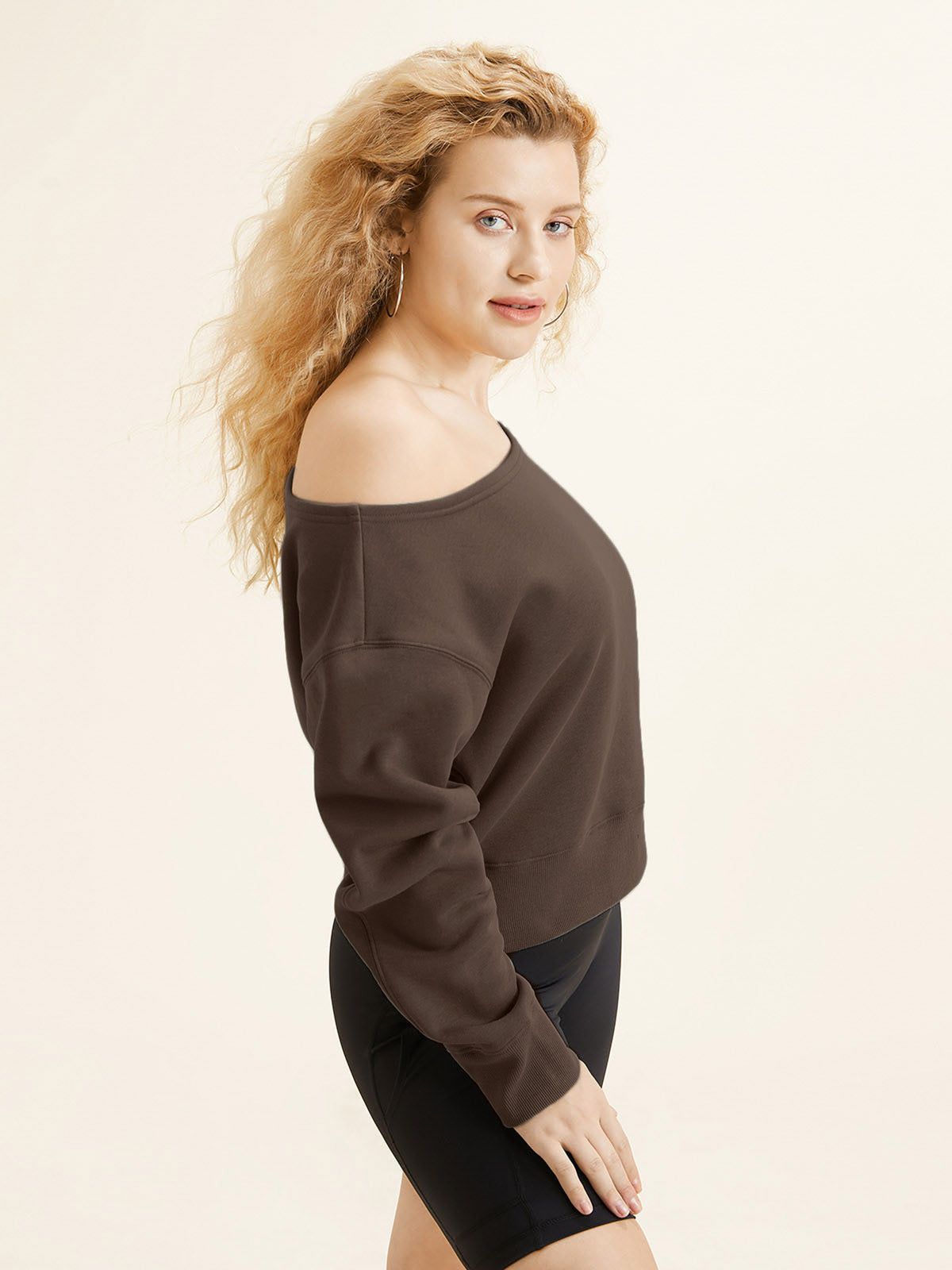 Off Shoulder Fleeced Sweatshirt sold by ogl move product image thumbnail 5