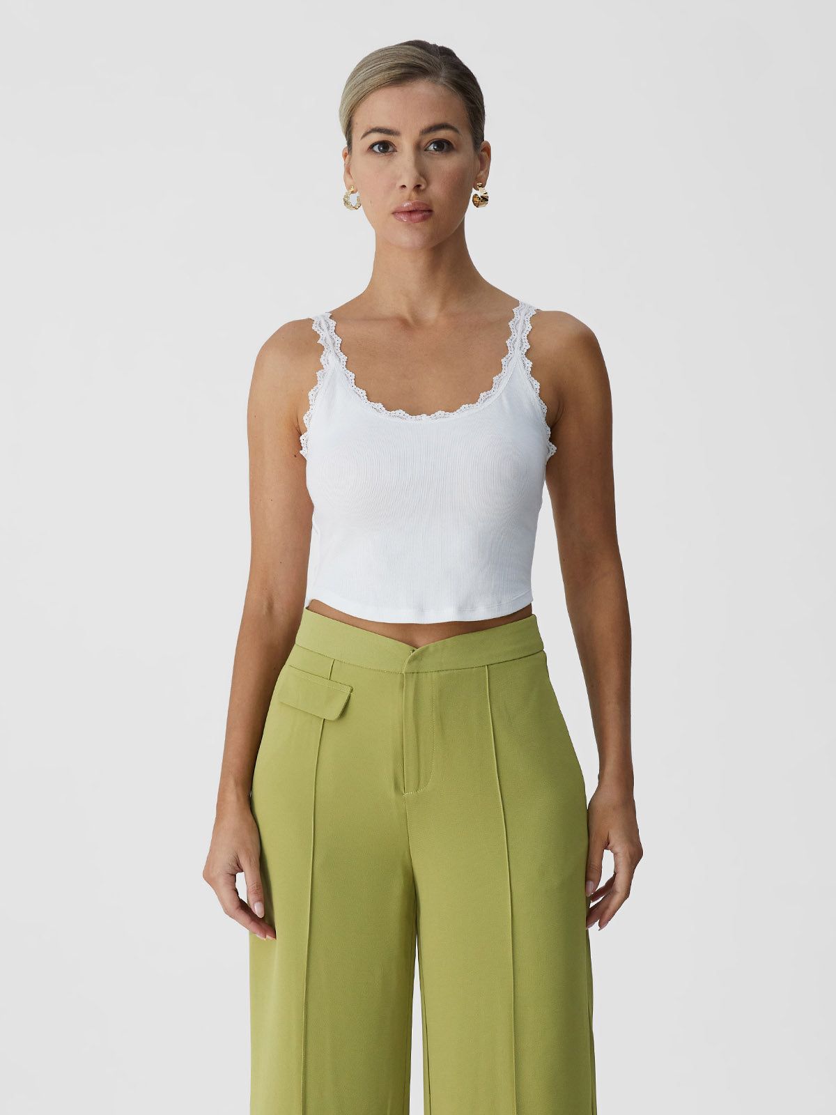 Plantive™ Wood Cellulose Scallop Trim Tank sold by ogl move product image thumbnail 13