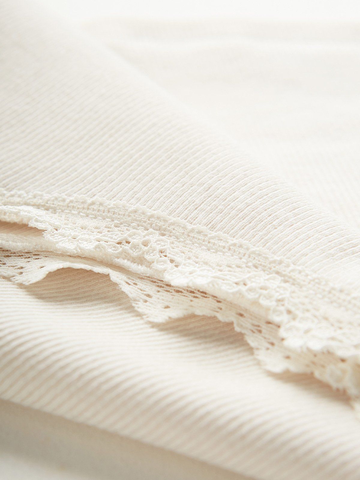 Plantive™ Wood Cellulose Scallop Trim Tank sold by ogl move product image thumbnail 6