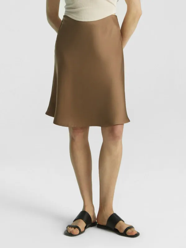 Silk-Like Satin Knee-Length Skirt sold by ogl move