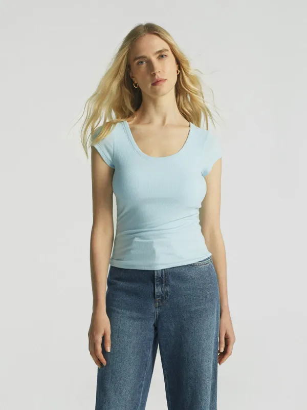 Cooling Rib Scoop Brami Top sold by ogl move