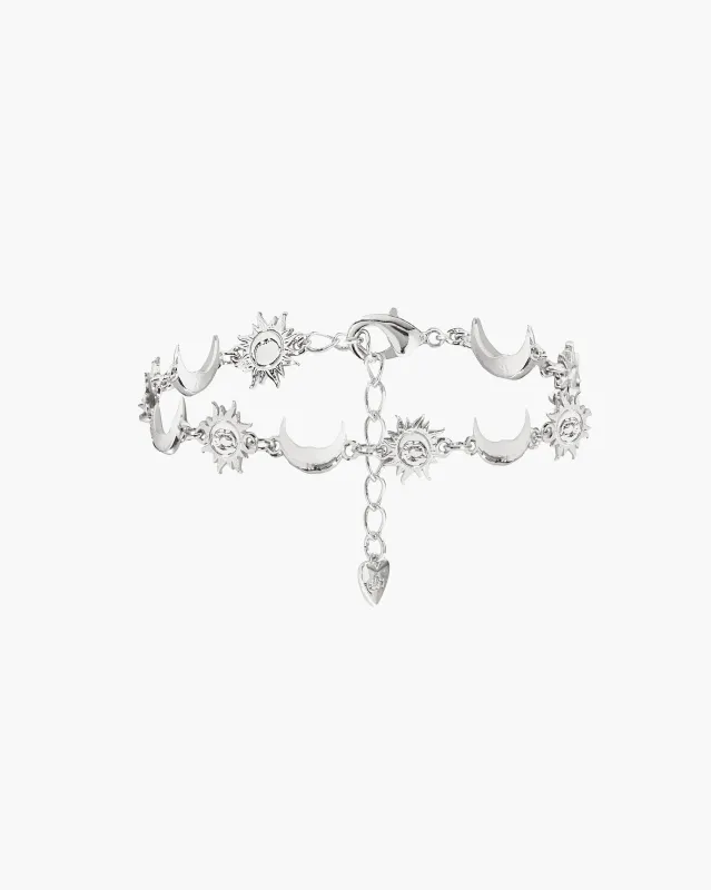 Hoshi Bracelet in Silver sold by en route