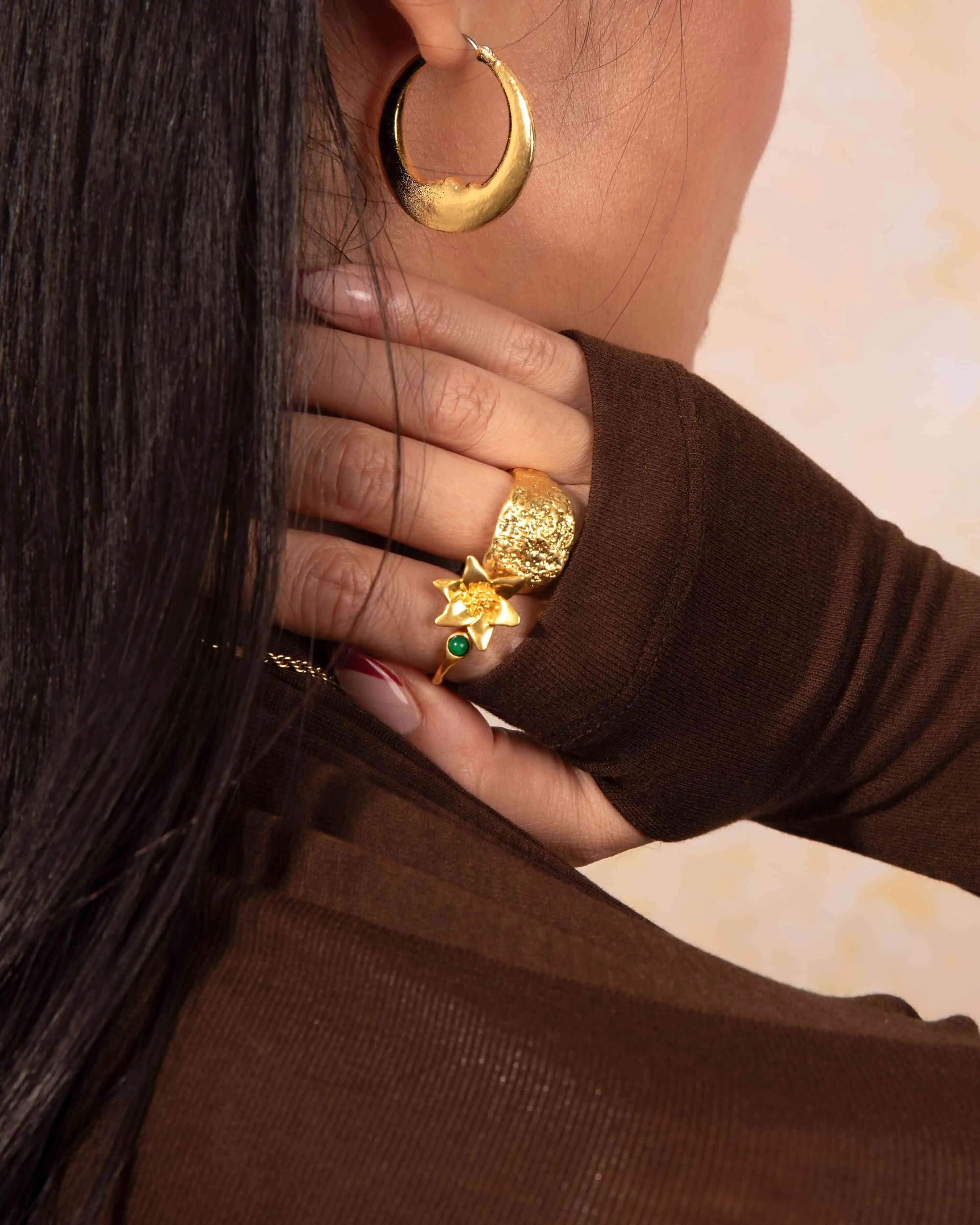 Lily Ring in Gold sold by en route product image thumbnail 2