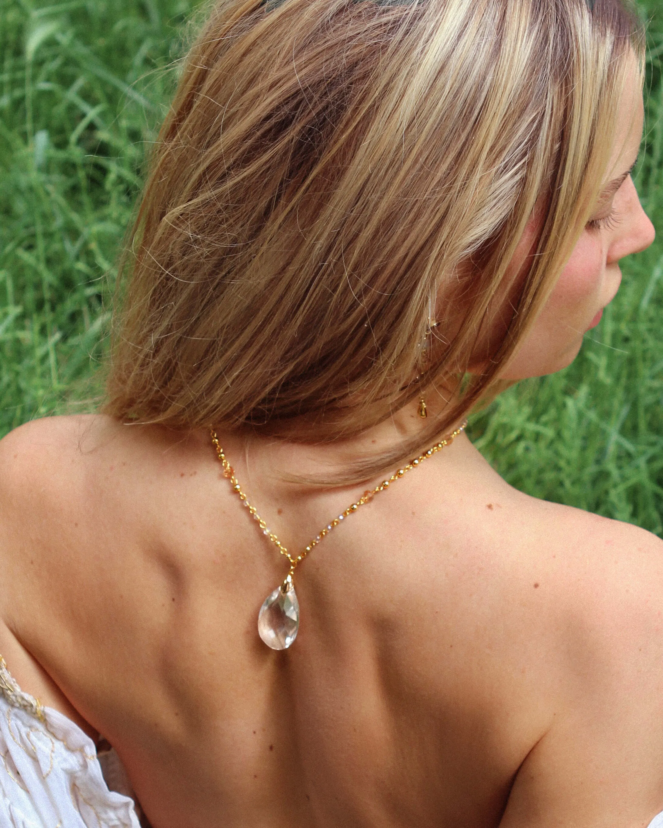 Maiden's Tears Necklace sold by en route product image thumbnail 5