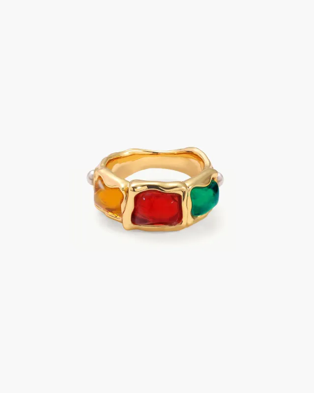 Anai Ring sold by en route