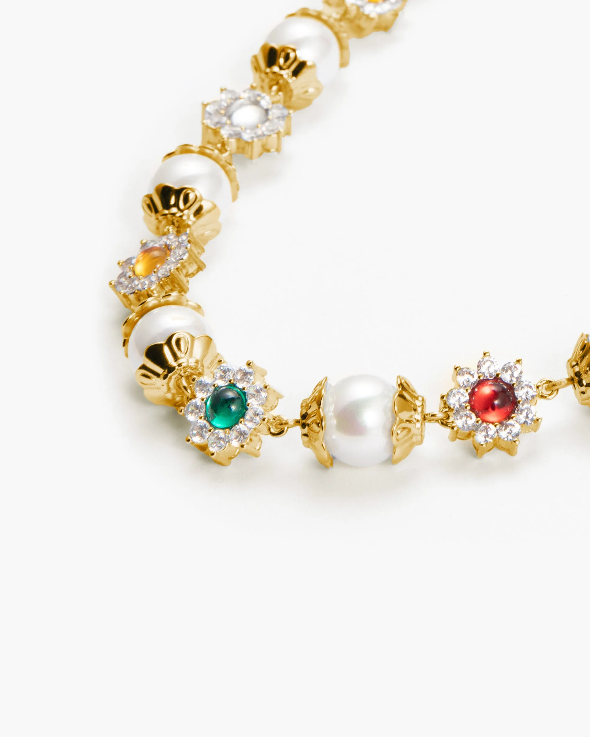 Daisy Pearl Necklace sold by en route product image thumbnail 3