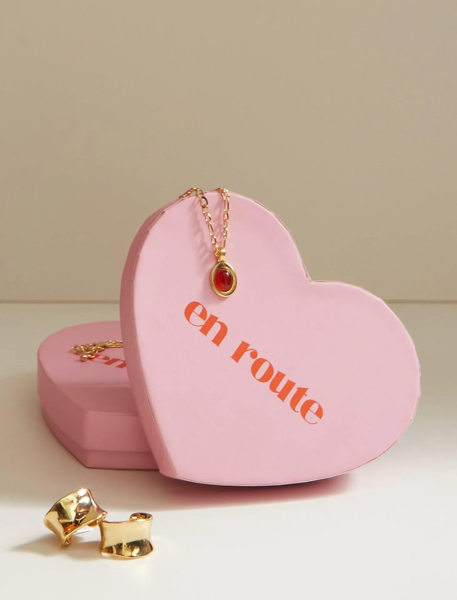 Devon Necklace sold by en route product image thumbnail 3