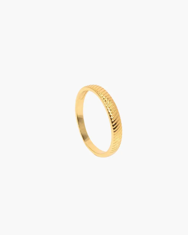 Gold Twill Ring sold by en route