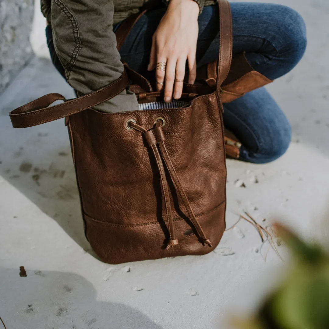 Madison Leather Bucket Bag | Dark Hazelnut sold by Buffalo Jackson product image thumbnail 2