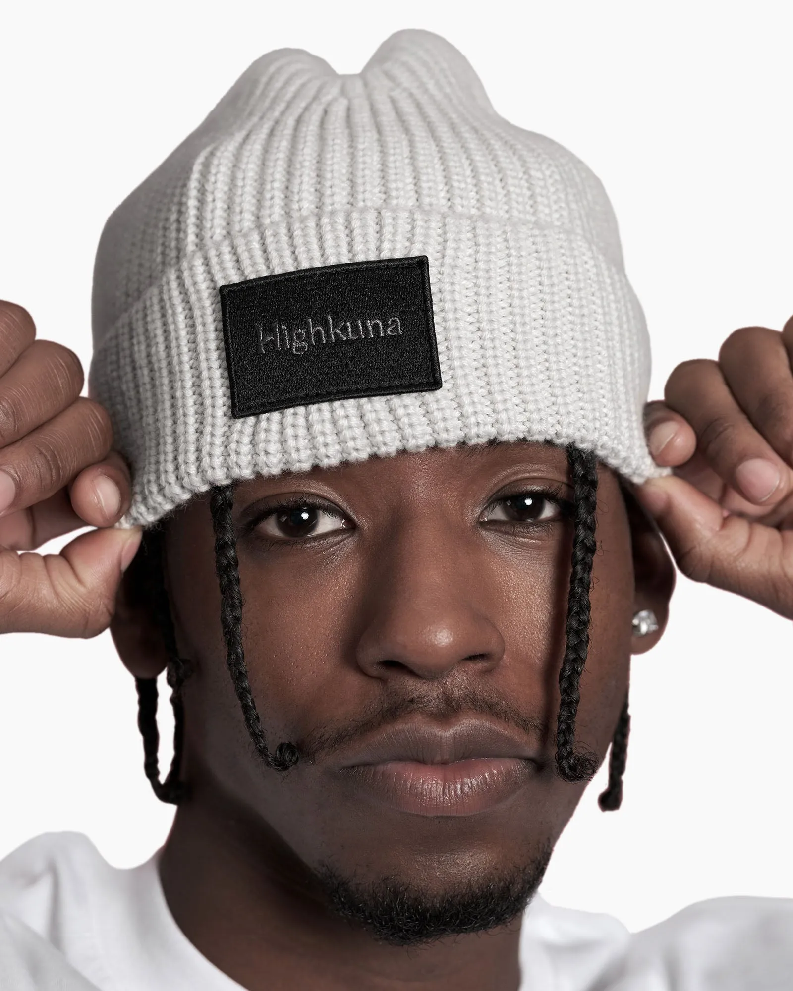 Beanie - Gray/Black sold by Highkuna product image thumbnail 2