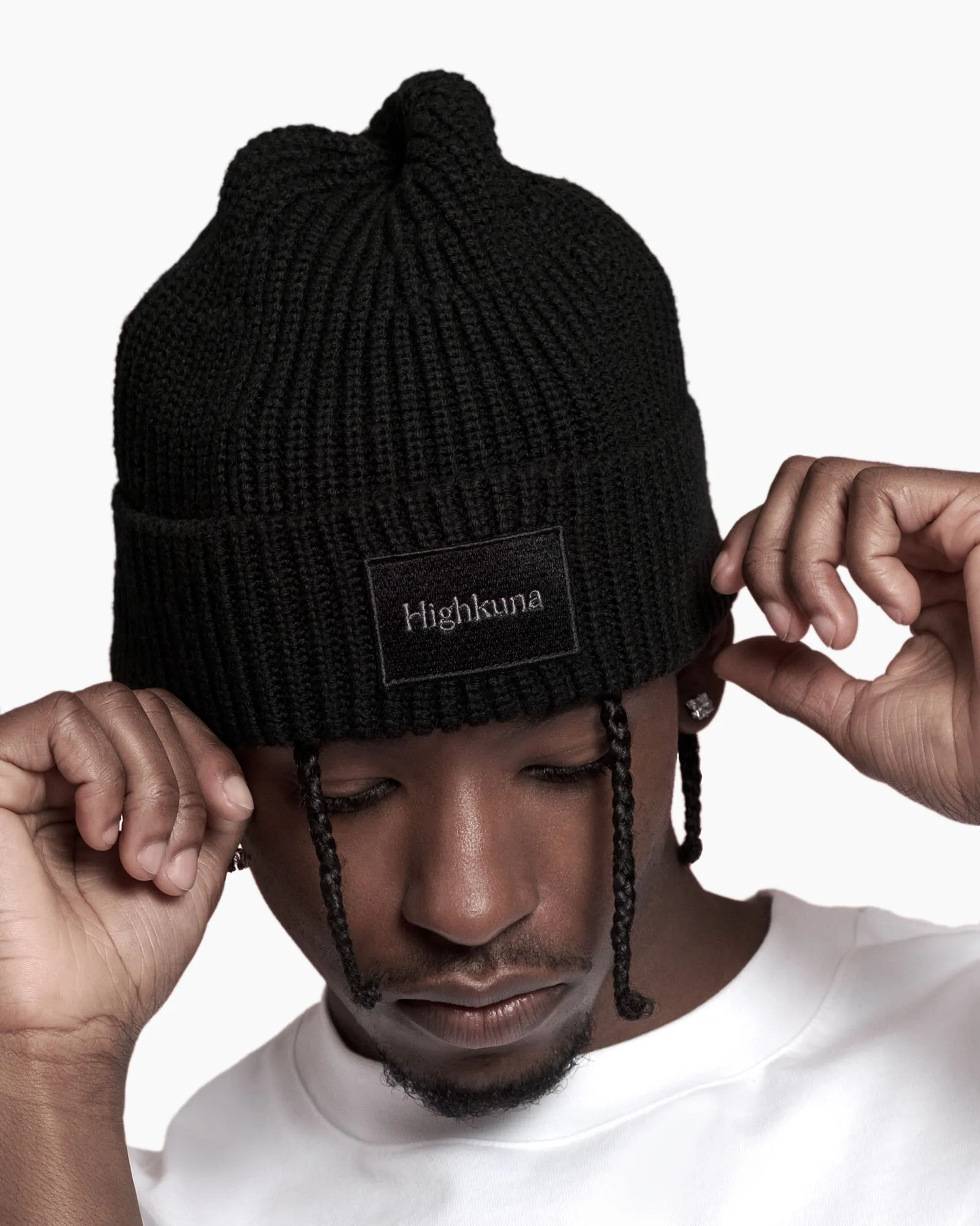 Beanie - Black/Black sold by Highkuna product image thumbnail 2