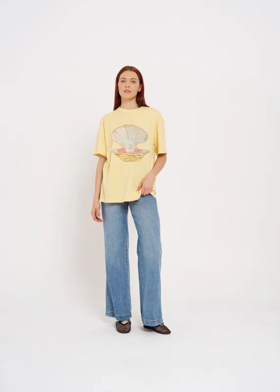 Happy Clam Boyfriend Tee sold by Maku the Label