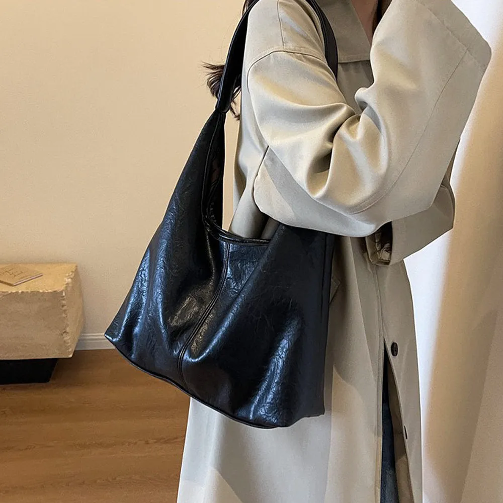 Athena Large Slouchy Shoulder Bag With Magnetic Clasp in Black sold by XYlondon product image thumbnail 2