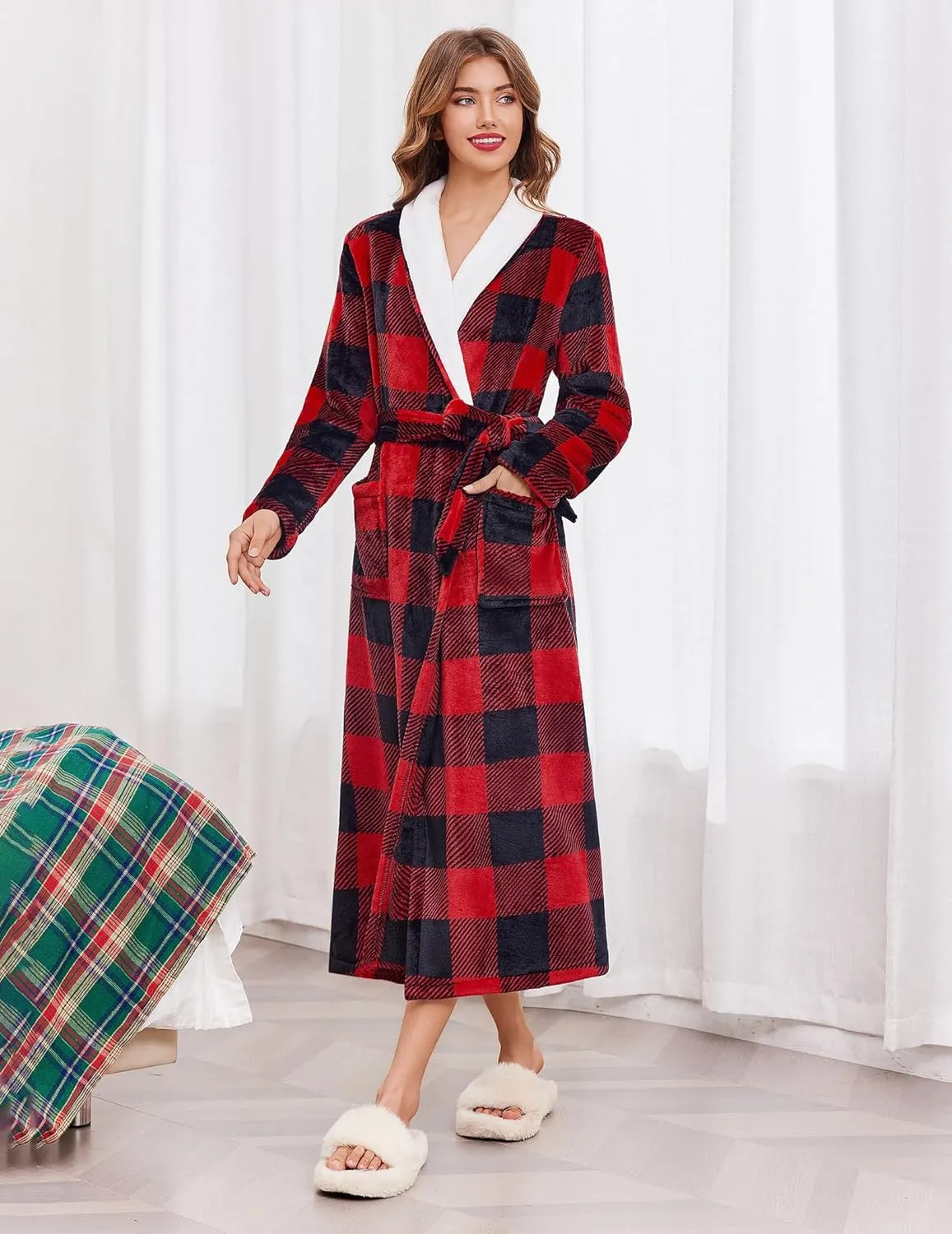 Plush Soft Bathrobe Jacquard Color Block Robes sold by Ekouaer product image thumbnail 2