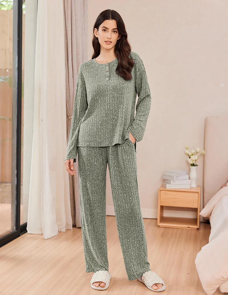 Versatile Ribbed Knit Lounge Set (US Only) sold by Ekouaer