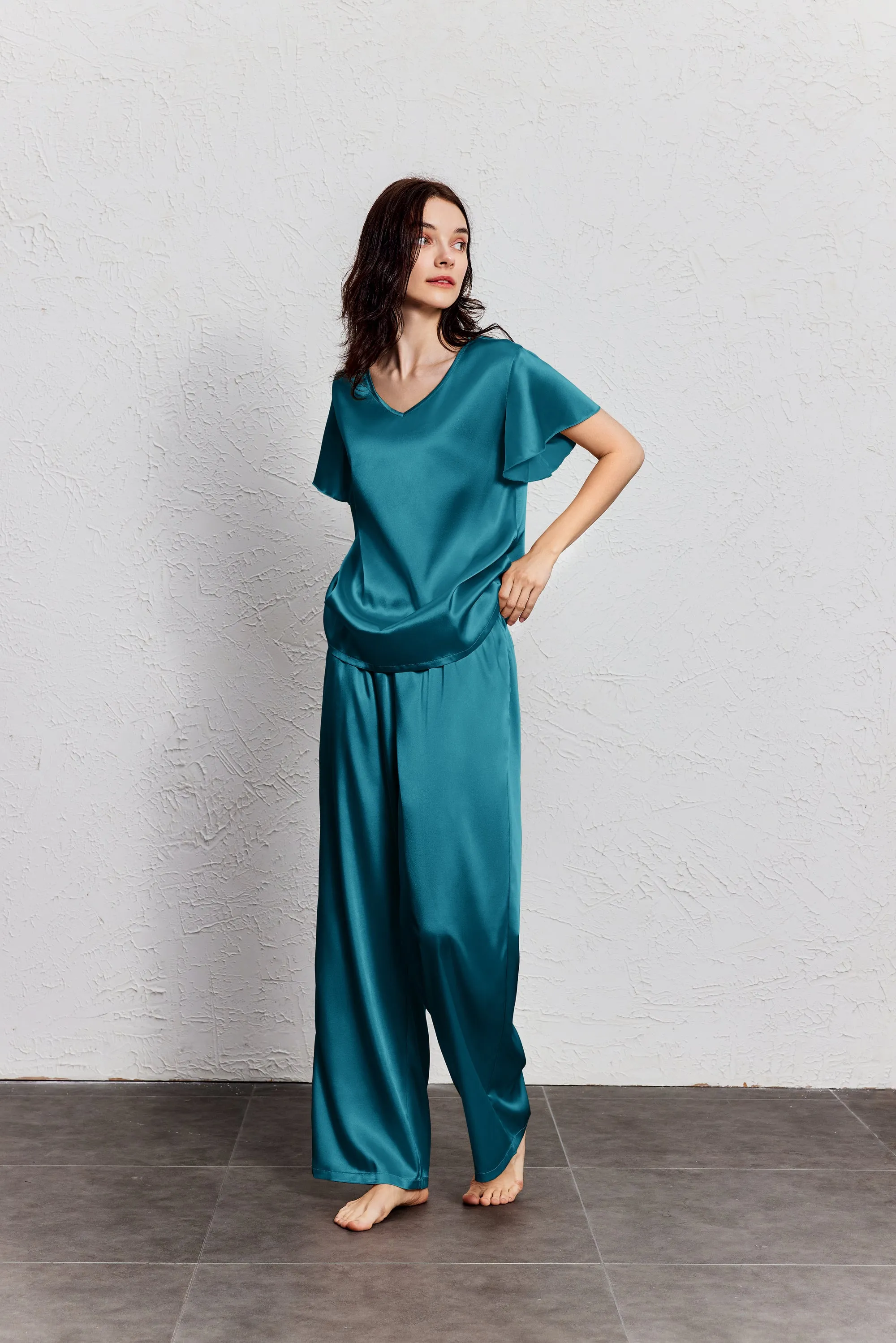 Silk Satin Ruffle Sleeve Pajama Sets (US Only) sold by Ekouaer product image thumbnail 4