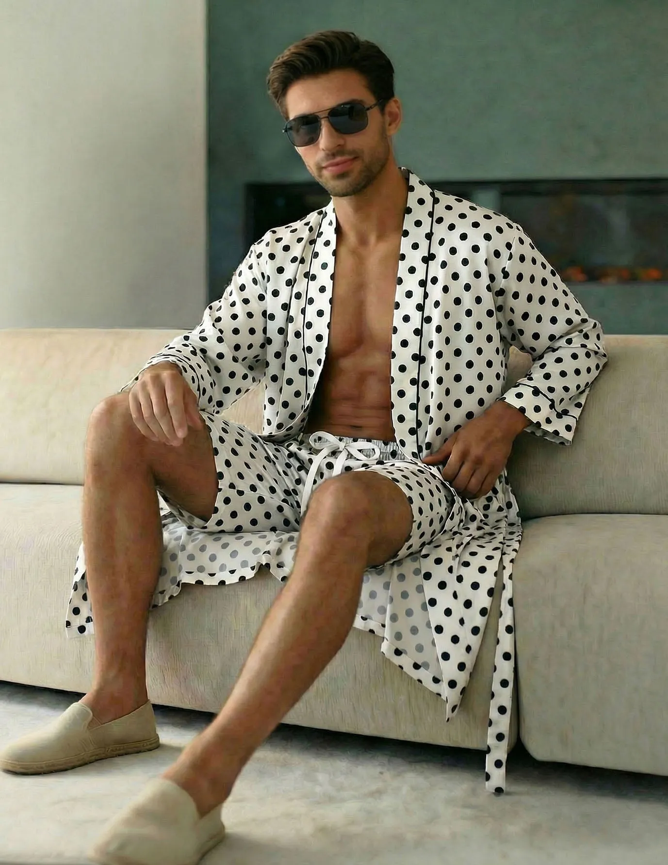 Luxurious Tropical Leaf Print Robe and Shorts Set for Men sold by Ekouaer product image thumbnail 4