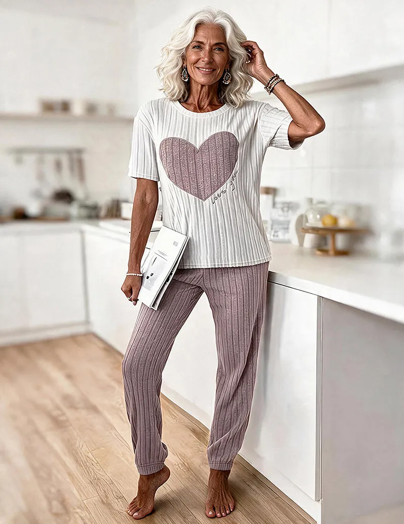 Heart Print Ribbed Knit Round Neck Short Sleeve Top and Capri Pants Two-Piece Loungewear Set sold by Ekouaer product image thumbnail 5