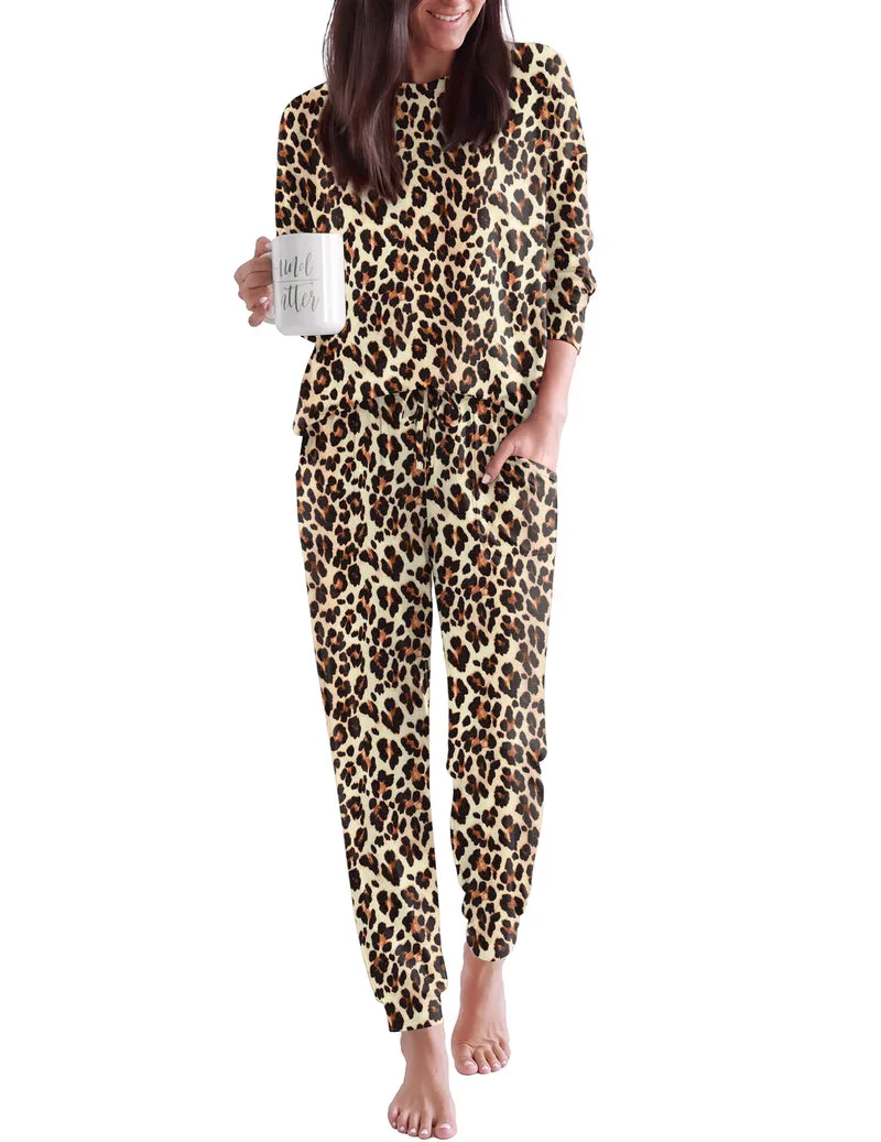 Long Sleeve Crew Neck Winter Soft Warm Pajama Set sold by Ekouaer product image thumbnail 4