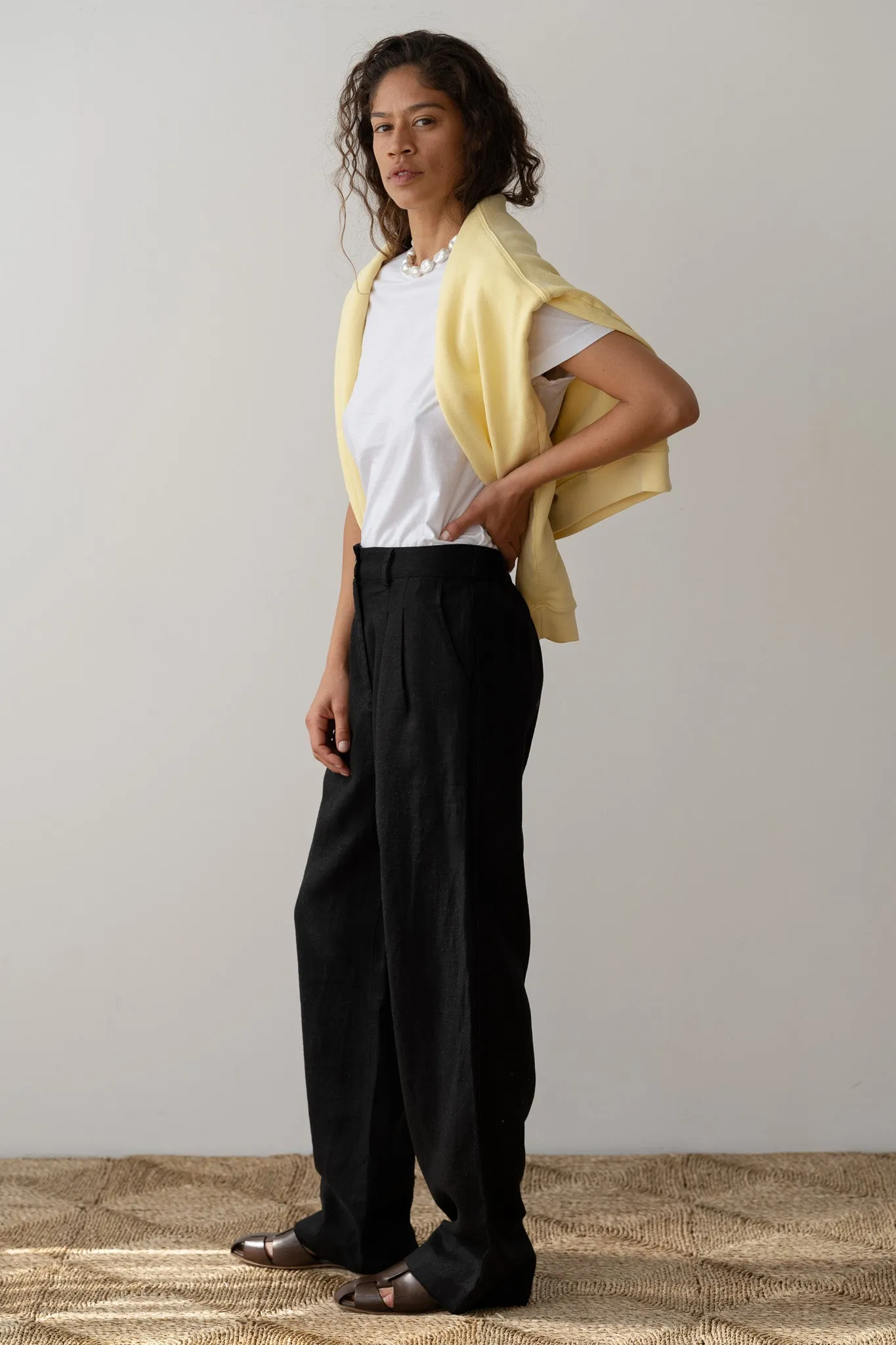 The Linen Pleated Trouser sold by DONNI. product image thumbnail 3