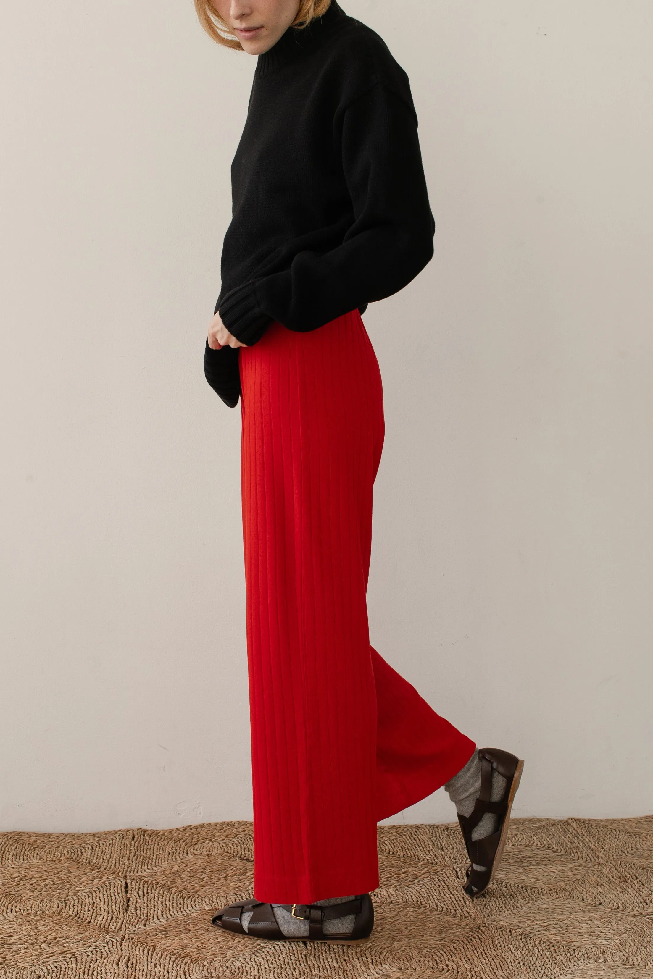 The Pointelle Simple Crop Pant sold by DONNI. product image thumbnail 4