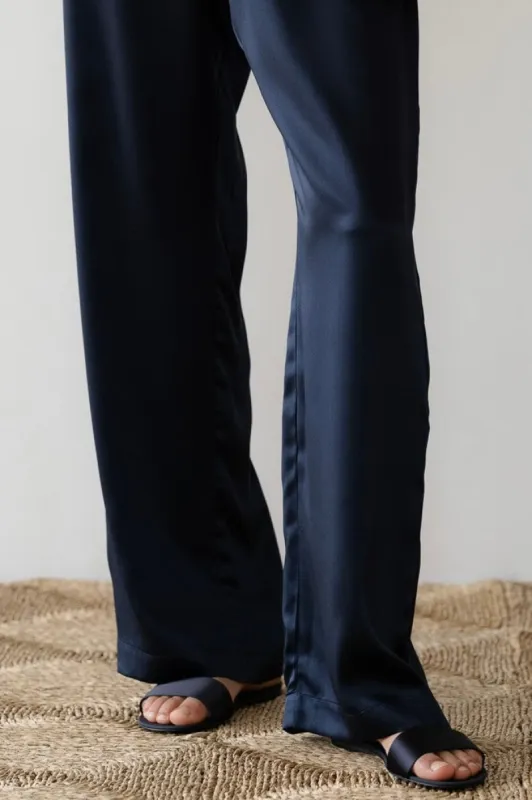 The Silk Simple Pant sold by DONNI.