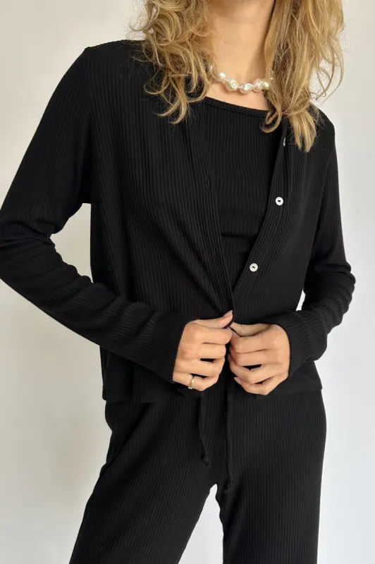 rib knit cardi sold by DONNI.