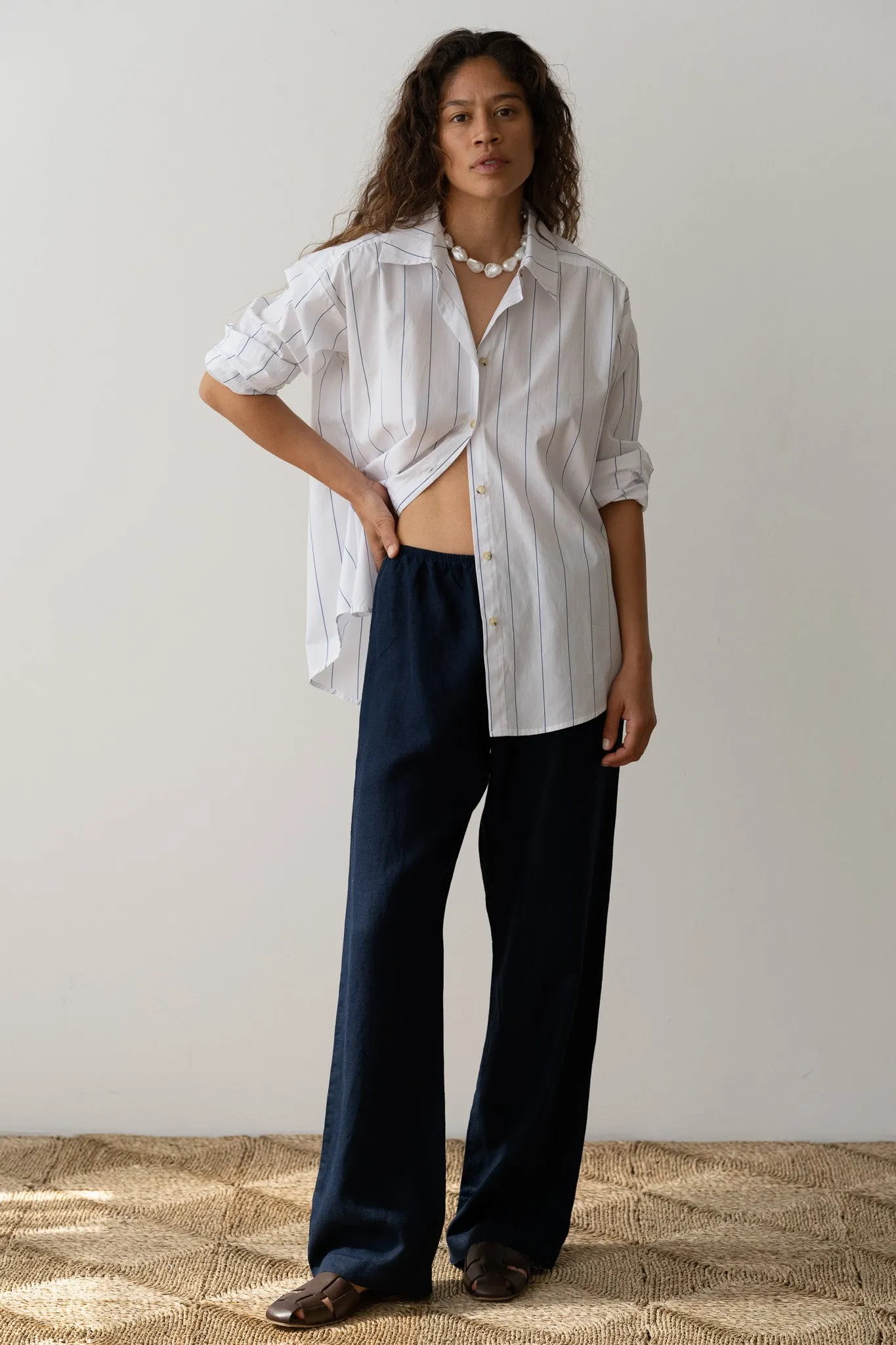 The Linen Simple Pant sold by DONNI. product image thumbnail 4