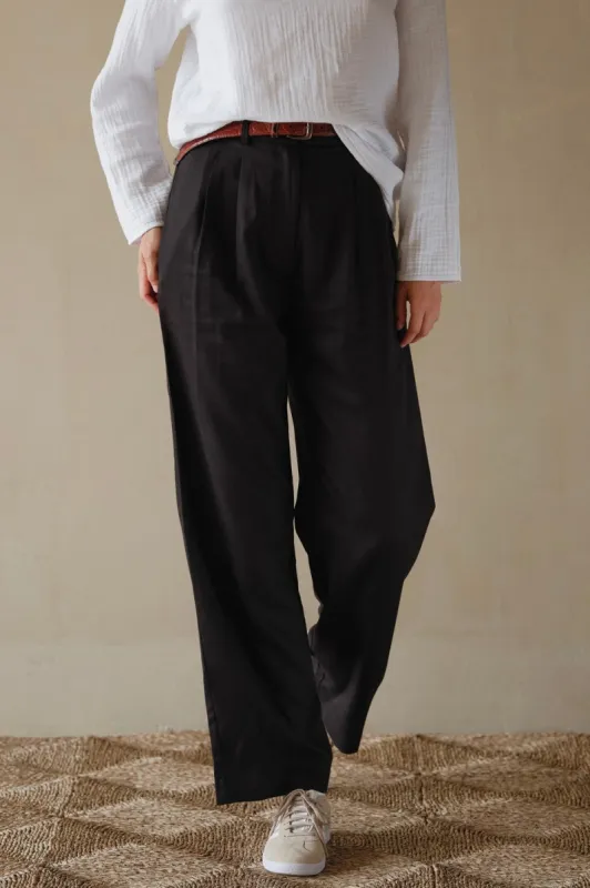 The Pleated Trouser sold by DONNI.