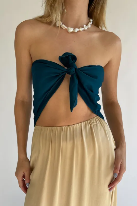 silky bandana sold by DONNI.