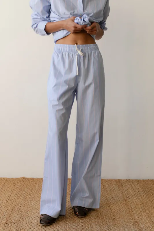 The Pop Pant sold by DONNI.