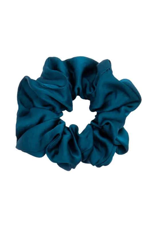 silky scrunchie sold by DONNI.