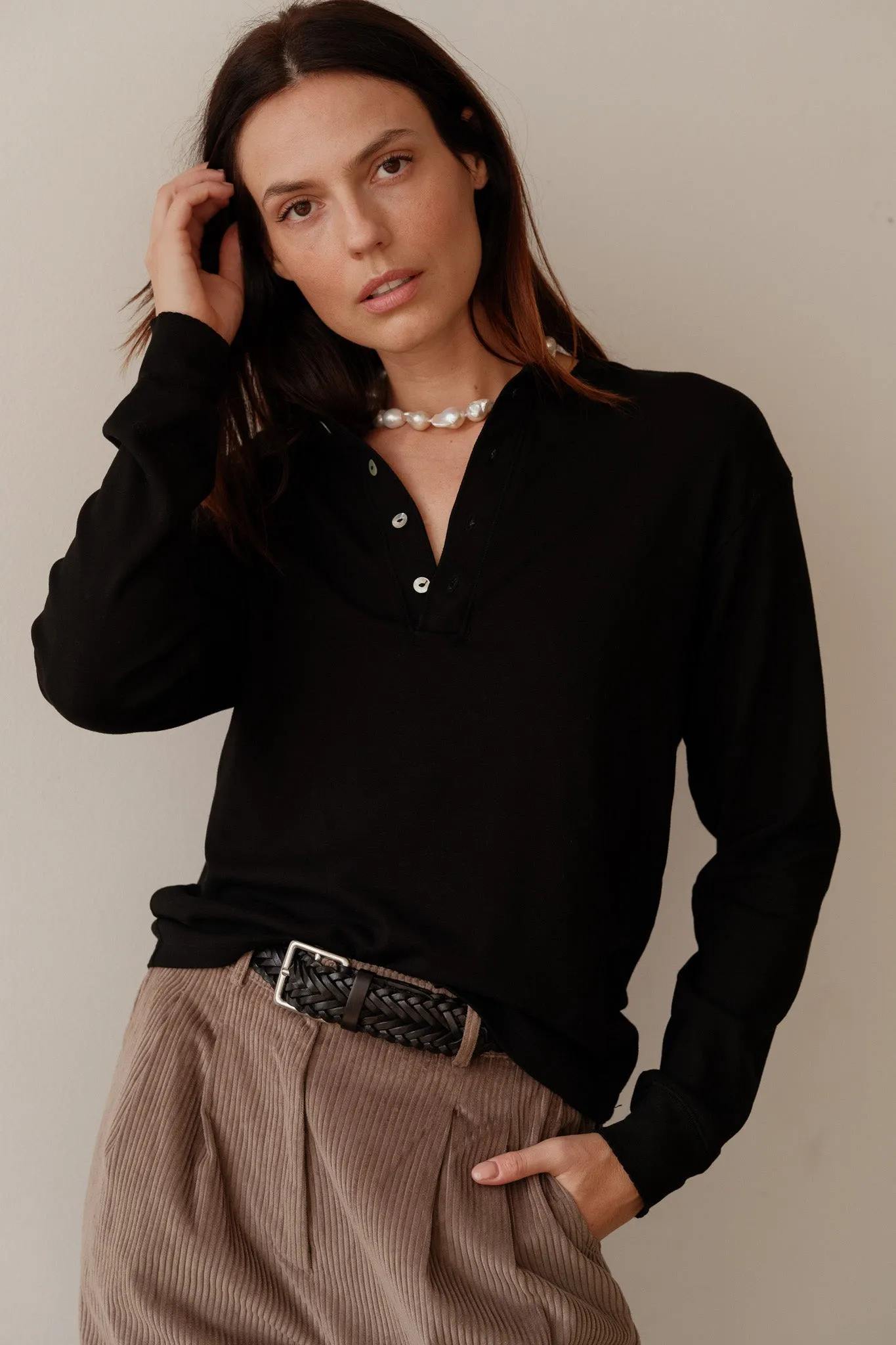 The Scallop Henley sold by DONNI.