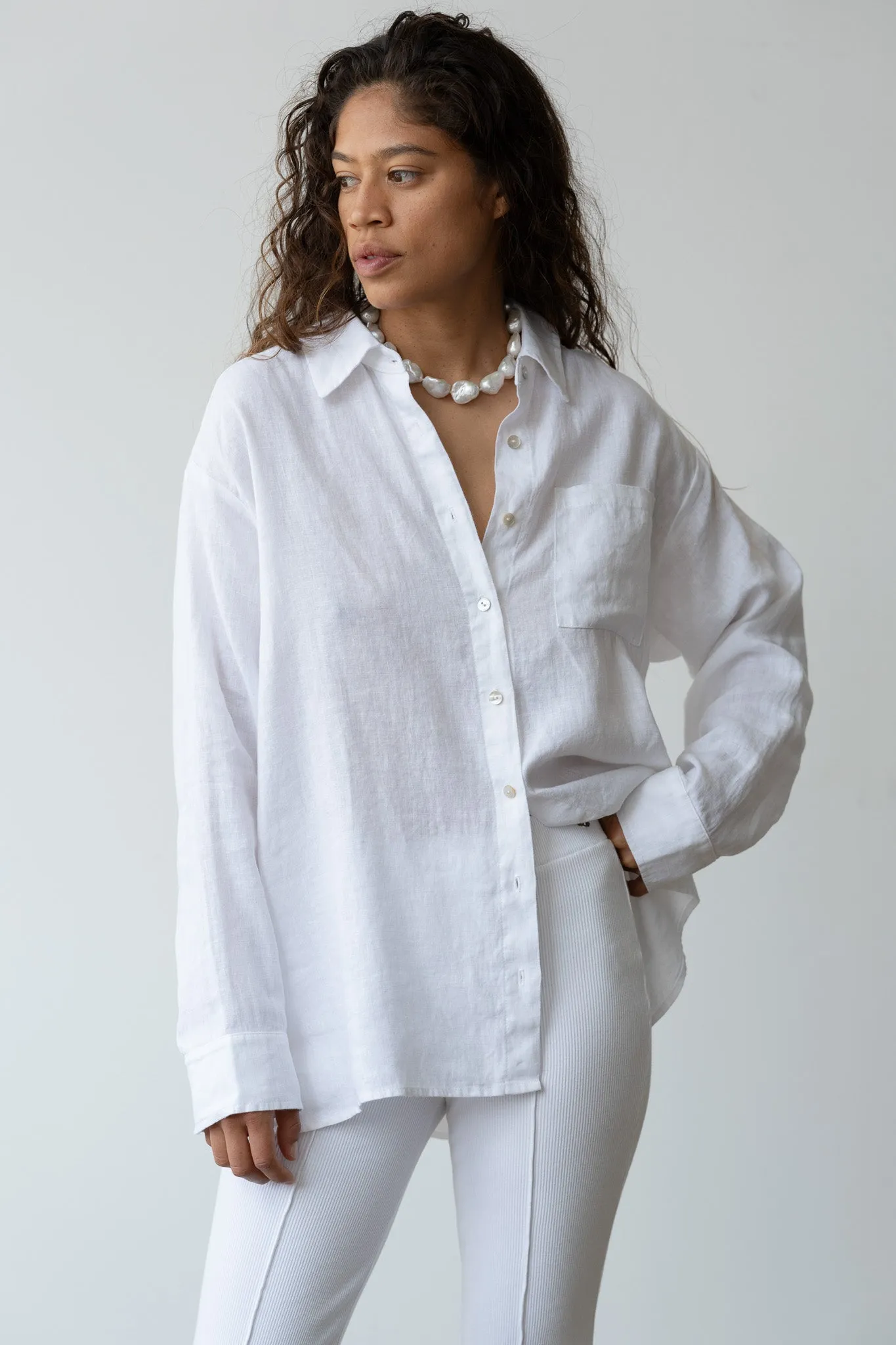 The Linen Relaxed Shirt sold by DONNI. product image thumbnail 3