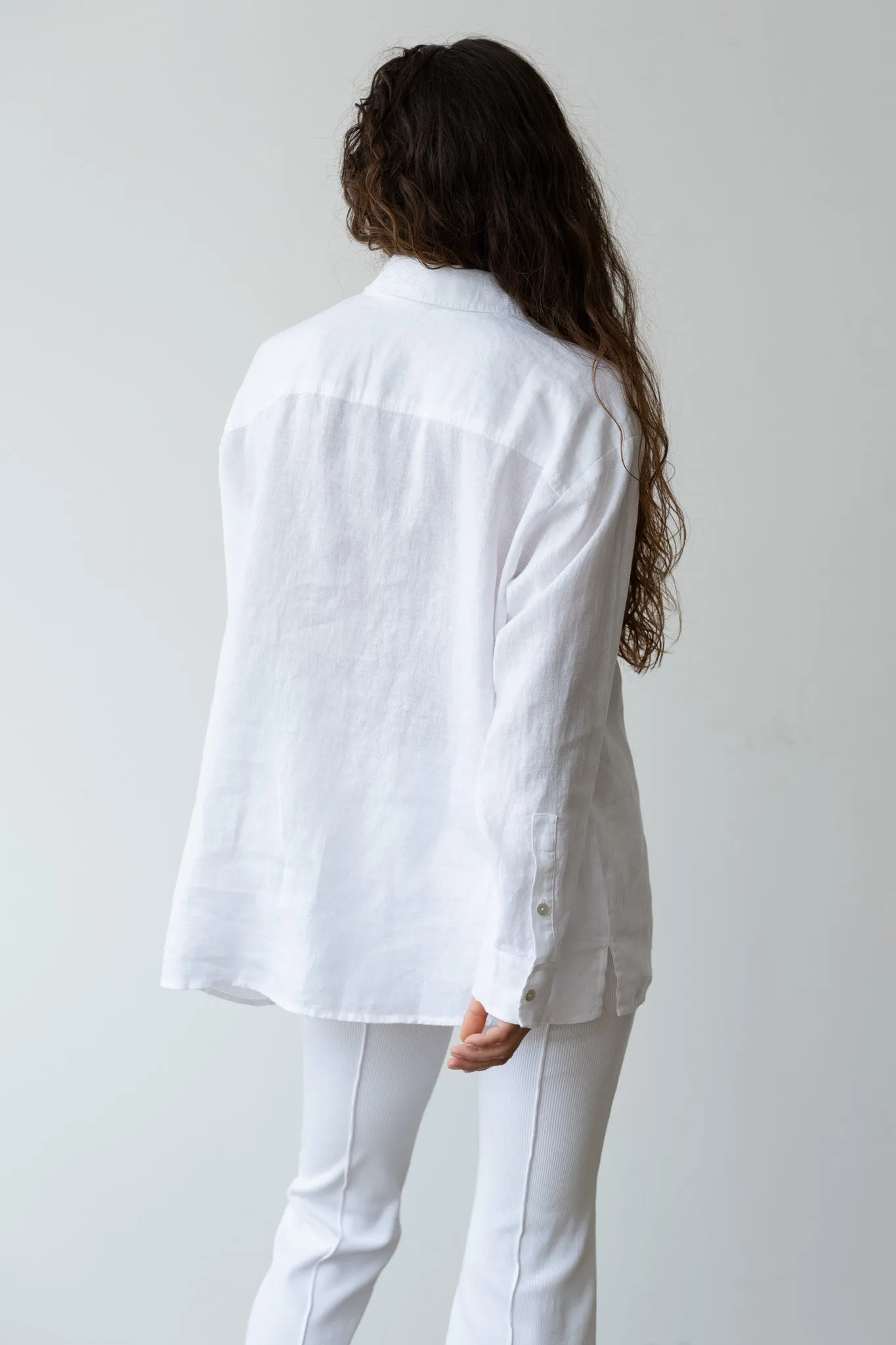 The Linen Relaxed Shirt sold by DONNI. product image thumbnail 5