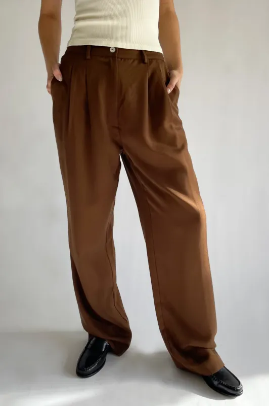 pleated trouser sold by DONNI.