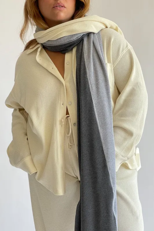 thermal trio scarf sold by DONNI.